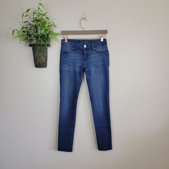 DL1961 Emma Legging Berlin Dark Wash Mid Rise Skinny Jegging Stretch Jeans 26 - Picture 1 of 13
